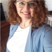 Amplia experiencia dando clases particulares, como monitora de inglés y en Academia. 
Horario adaptable. Experiencia en selectividad y refuerzo de ingles, lengua, latín y francés
